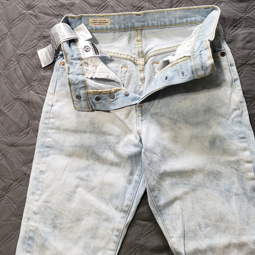 Levi's Premium Quality Jeans 👖 - Picture 2 of 8